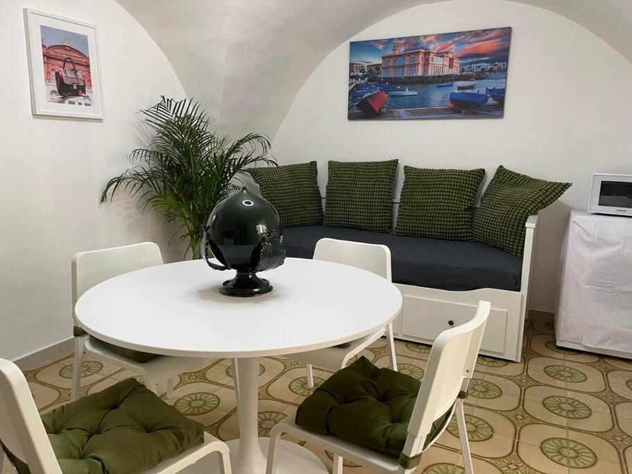 A Casa Di Svea Bari Esterno foto
